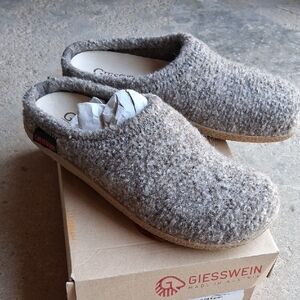 NWT Giesswein Veitsch Wool Felt Clog Slippers - Earth